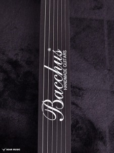 �I���W�i���E�t���b�g�K�[�h�t��